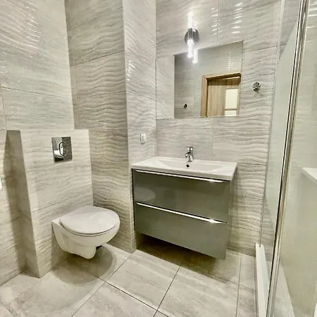 Platynowa Roza I Apartman *